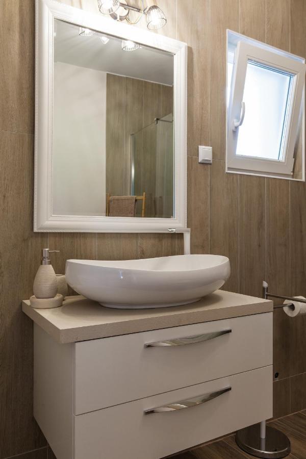 Apartman "Babac" Apartment สลูน ภายนอก รูปภาพ